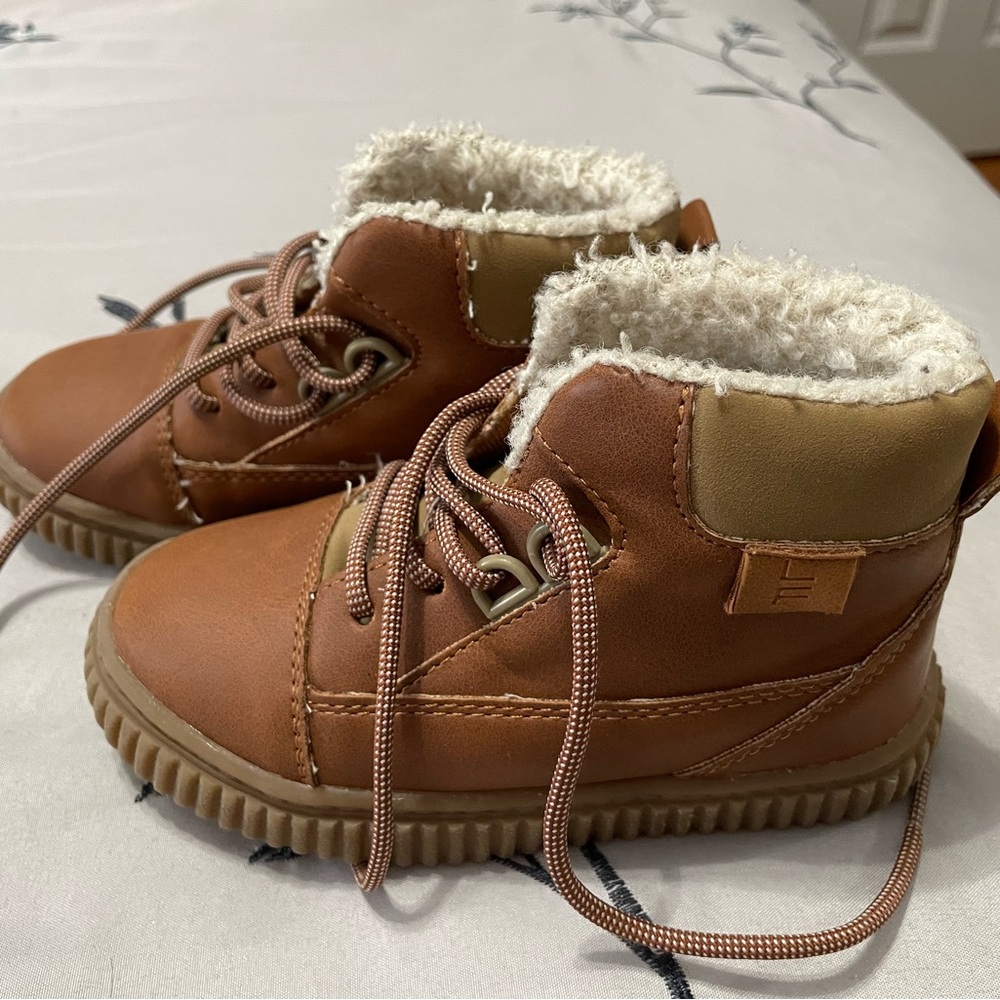 Brown Kids Boots with Faux Fur Lining - Toddler size 8